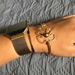 Gold Wire Monstera Leaf Pearl Cuff Bracelet